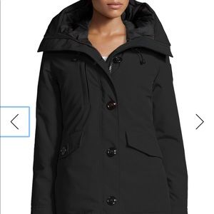 Lightly Worn Canada Goose Rideau Parka